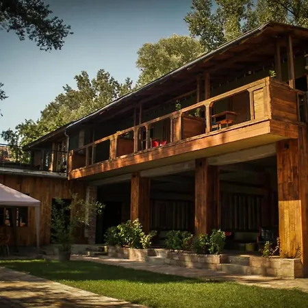 Sargarigo Elmenyhaz Homestay